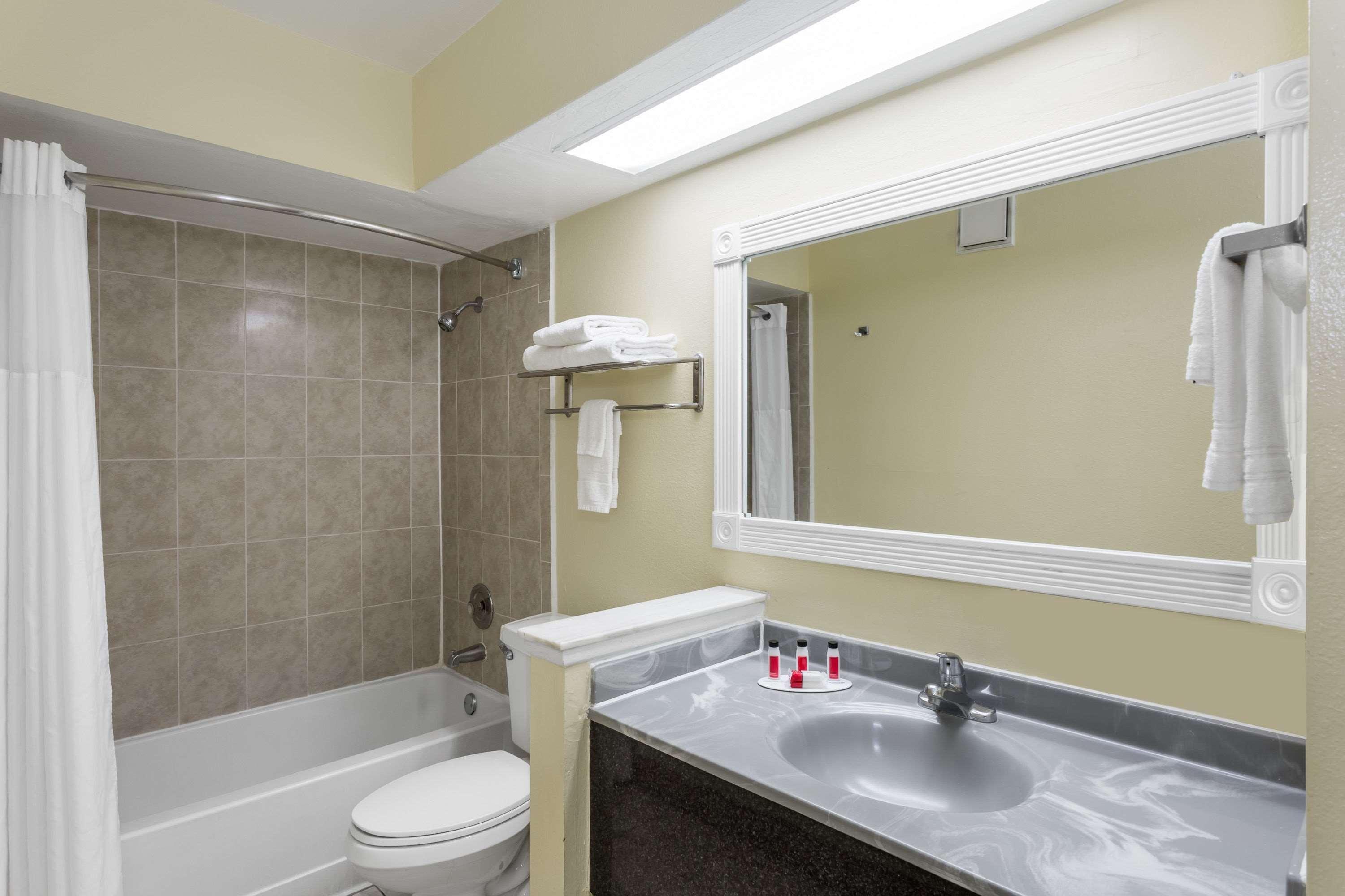 Days Inn & Suites By Wyndham Port Richey Luaran gambar