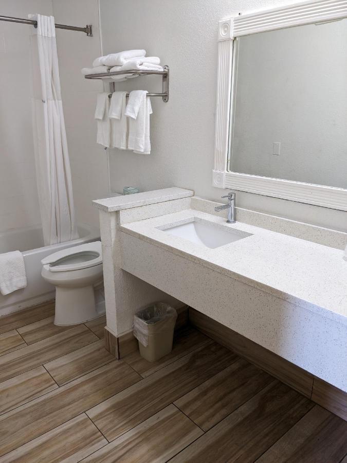 Days Inn & Suites By Wyndham Port Richey Luaran gambar