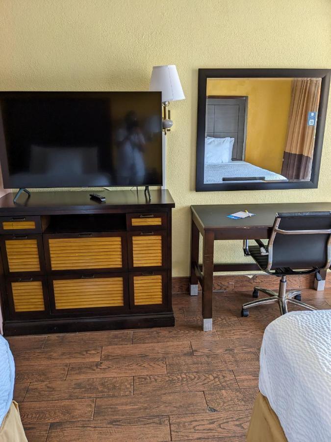 Days Inn & Suites By Wyndham Port Richey Luaran gambar