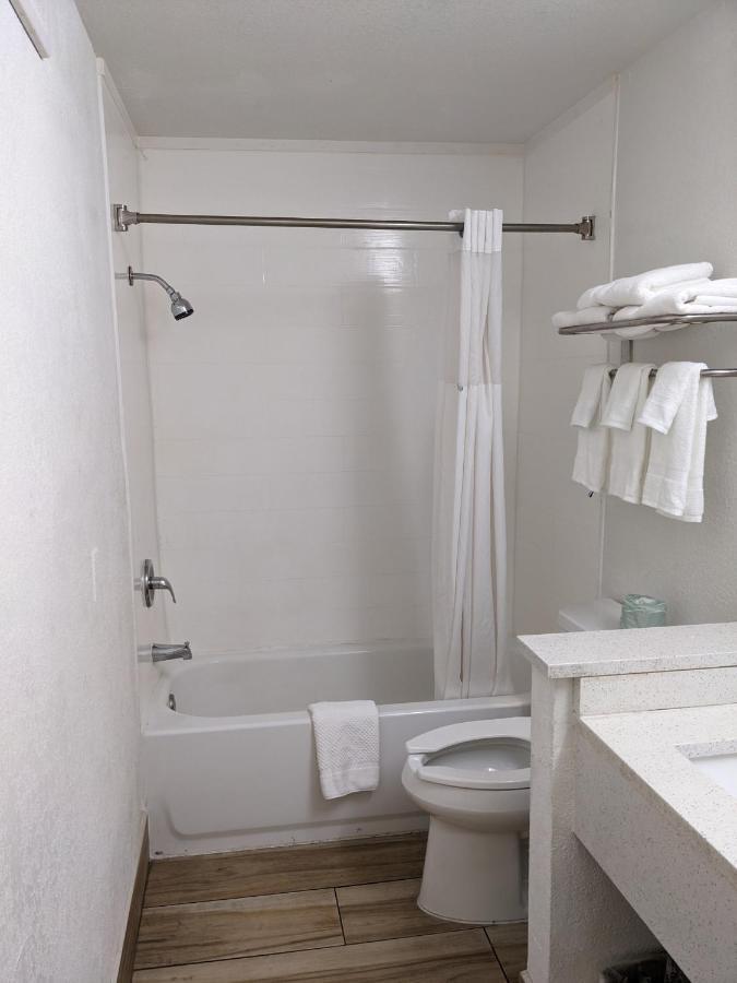 Days Inn & Suites By Wyndham Port Richey Luaran gambar