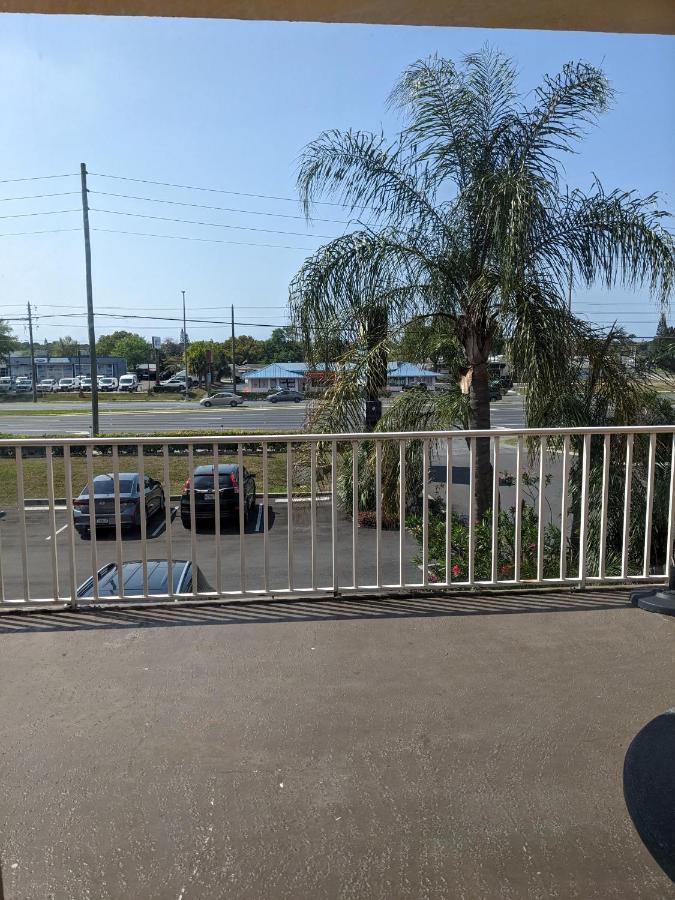 Days Inn & Suites By Wyndham Port Richey Luaran gambar