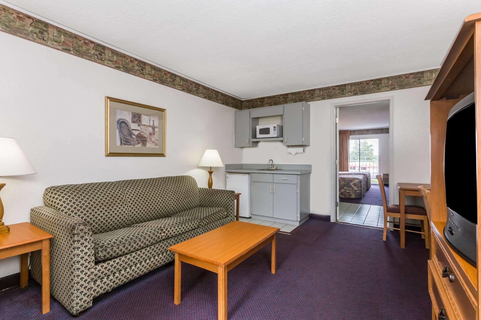 Days Inn & Suites By Wyndham Port Richey Luaran gambar