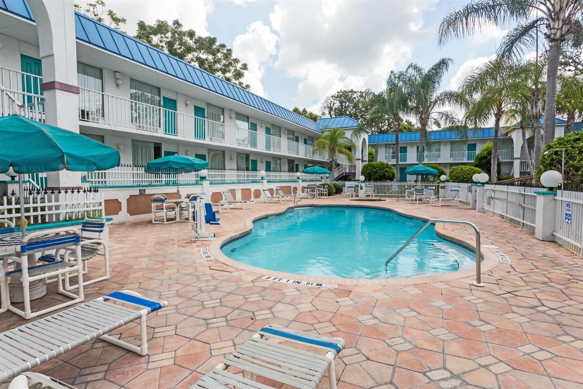 Days Inn & Suites By Wyndham Port Richey Luaran gambar